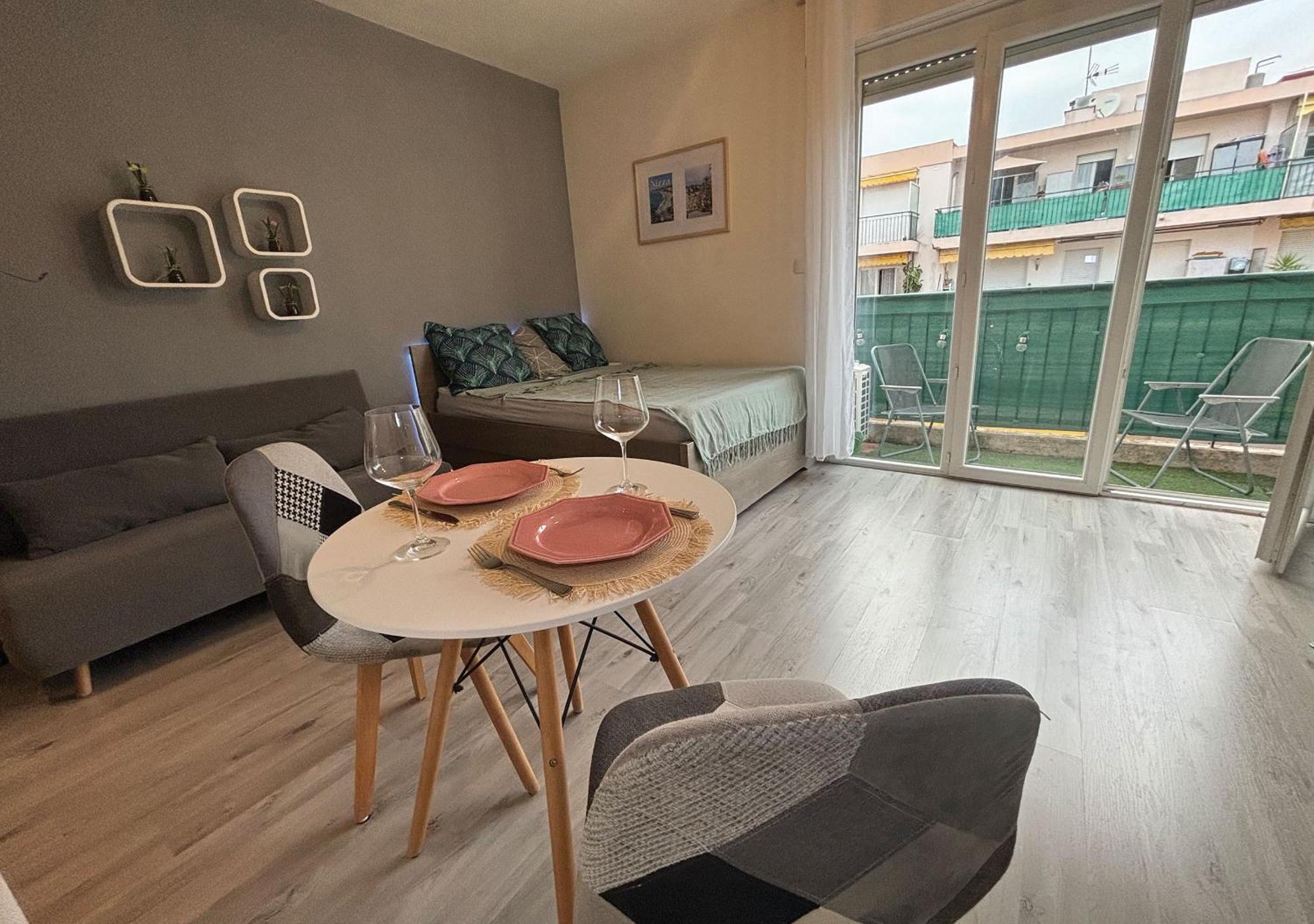 Charming Studio In Nice 2-Min Walk To The Sea מראה חיצוני תמונה